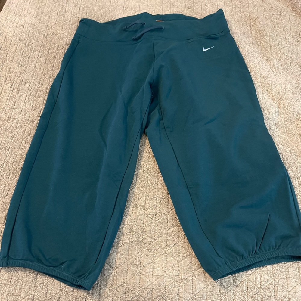 NWOT NIKE JOGGERS